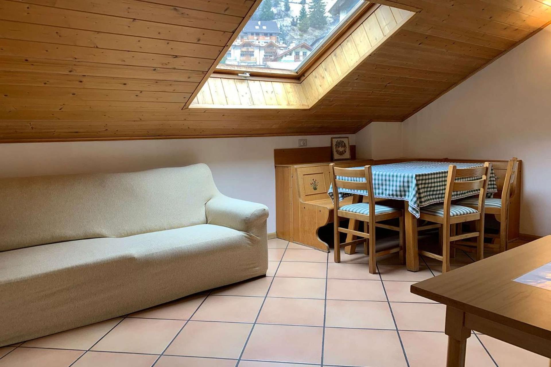 Appartamenti Ladina Campitello di Fassa Bagian luar foto