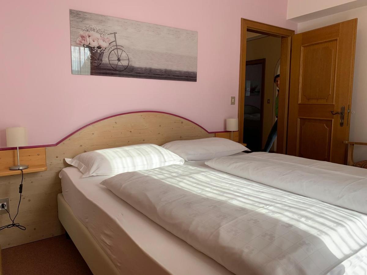 Appartamenti Ladina Campitello di Fassa Bagian luar foto